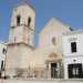 Su questo largo  presente anche la bianca Cattedrale di Santa Maria Assunta, originaria del 672 ma ricostruita nel 1580